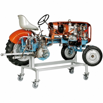 Tyre wheeled Farm Tractor - Engineering Lab Training Systems