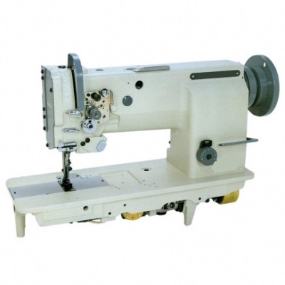 Double needle lockstitch machine