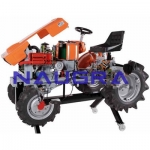 Tractor 4WD Kubota- Engineering Lab Training Systems